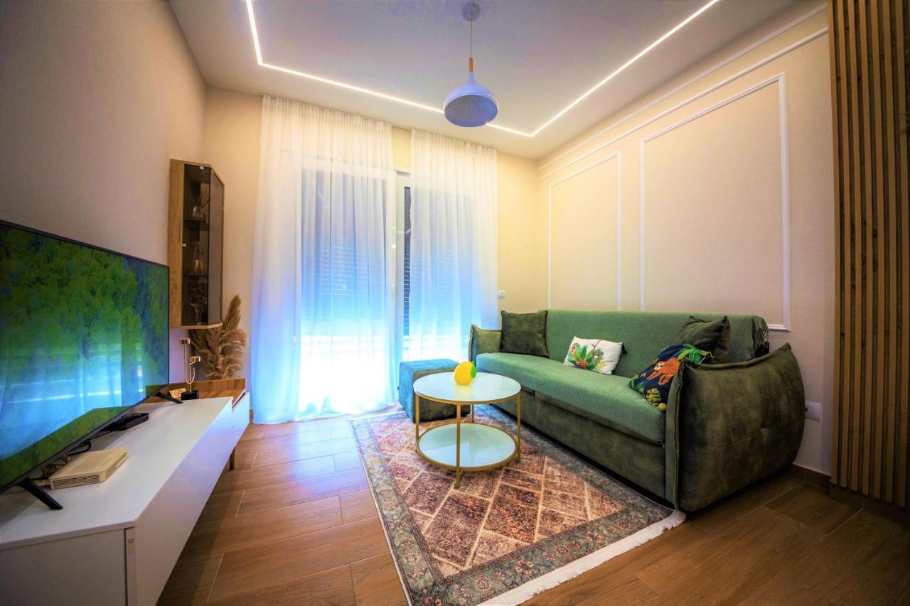 Green Terrace Apartment 4 Tirana Kültér fotó